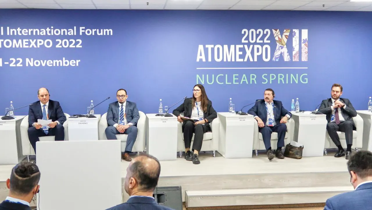 На «АТОМЭКСПО–2022» обсудили опыт опережающей подготовки кадров для атомной отрасли