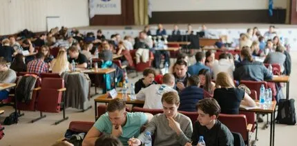 ГОРОДСКОЙ ТУРНИР СПОРТИВНОЙ ВЕРСИИ ИГРЫ «ЧТО? ГДЕ? КОГДА?» СОБРАЛ НА ПЛОЩАДКЕ ТЕХНИЧЕСКОЙ АКАДЕМИИ РОСАТОМА 150 ЗНАТОКОВ