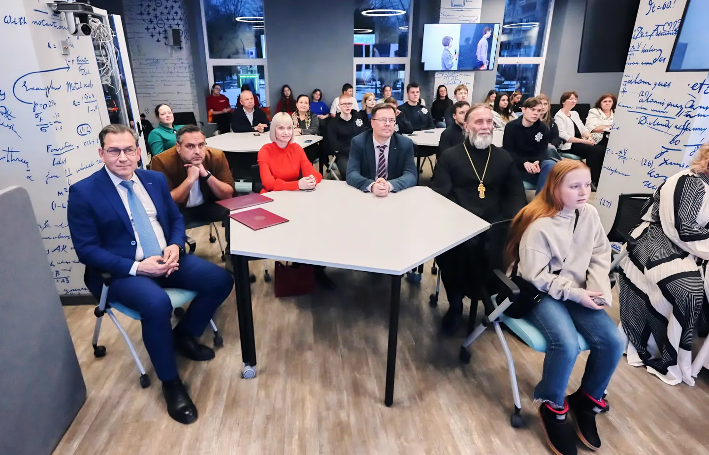 Телемост «Обнинск - Воронеж» связал города и семьи