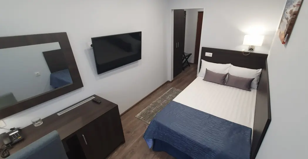 Comfort Single with 1.5-size Bed