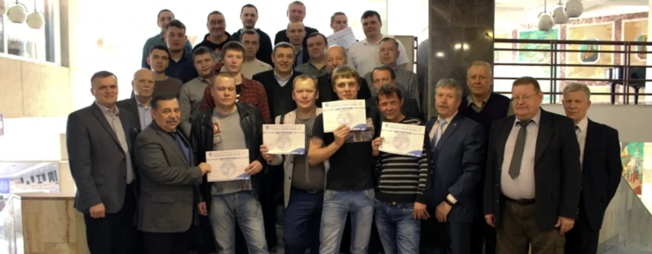 Завершила обучение 5-я группа будущего оперативного персонала ПАТЭСс «Академик Ломоносов»