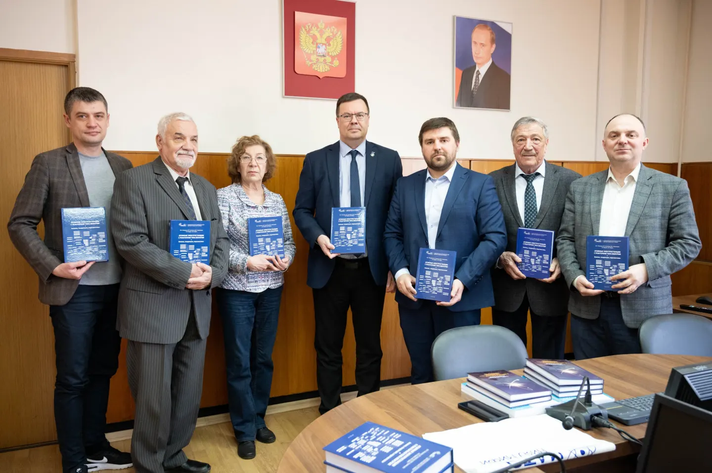 Научному сообществу представили новое учебное пособие «Атомные электростанции с реакторами ВВЭР/PWR. Анализ, тенденции, перспективы»