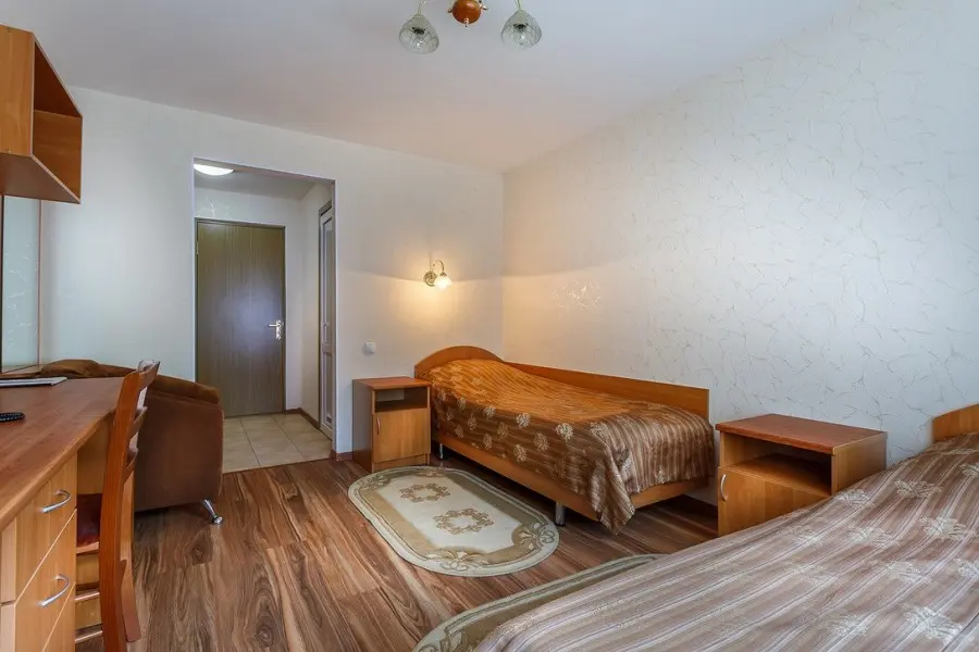 Economy Double with Two Twin Beds